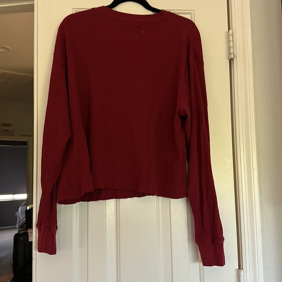 Brandy Melville Long Sleeve waffle knit Tee Shirt - Picture 2 of 3